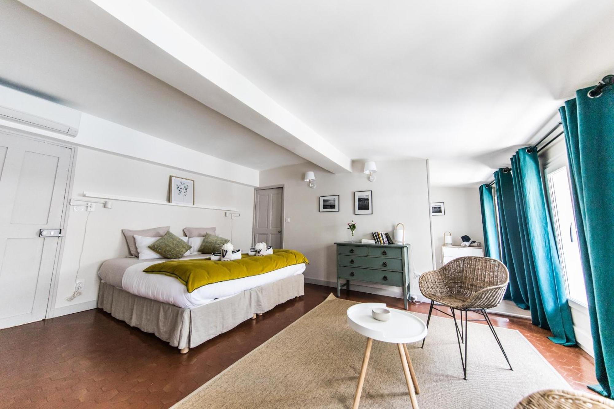 Boutique Hotel - La Demoiselle Avignon Pokoj fotografie